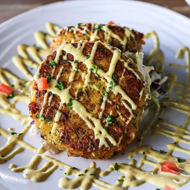 Lump Crab Cakes and Slaw photo
