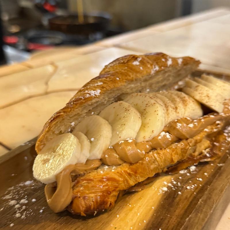 Croissant Elvis photo