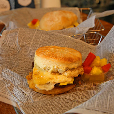 Burger with cheese and bacon