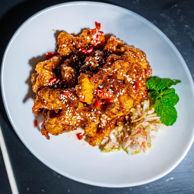 menu item 8 of 10, Garlic Mama Chicken