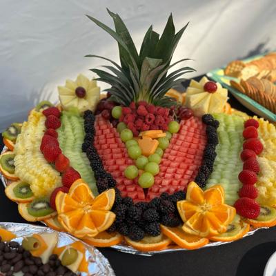 A vibrant fruit platter.
