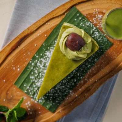Matcha crepe cake, top view