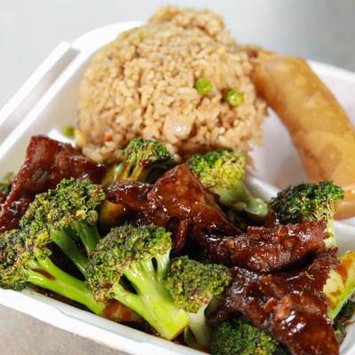 Beef with broccoli, rice, and an egg roll.