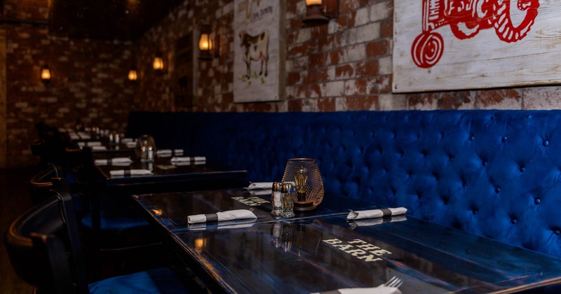 Dining area, view of set tables