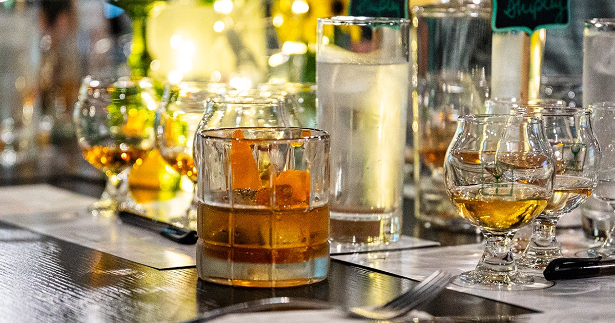 Cocktail on the rocks