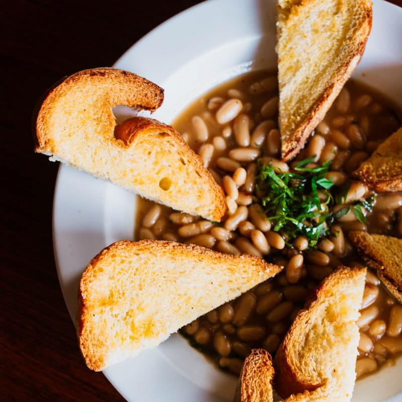 Cannellini Beans with Toast Points photo