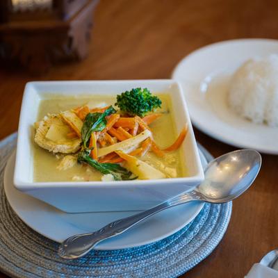 Green curry with chicken.