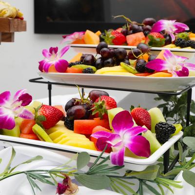 Fruit tray, side view