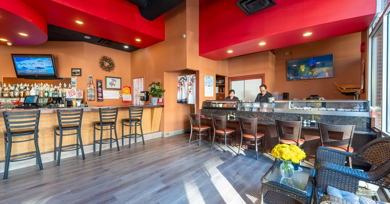 Interior, sushi bar, drink bar