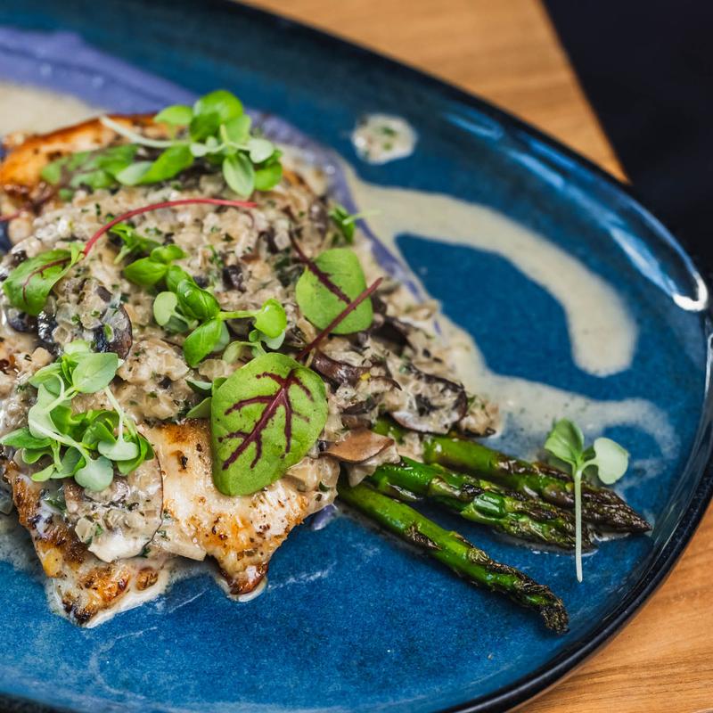 menu item 13 of 44, American Vineyard Chicken