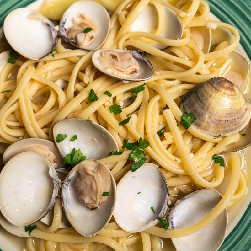 Linguini w/ Clam Sauce photo