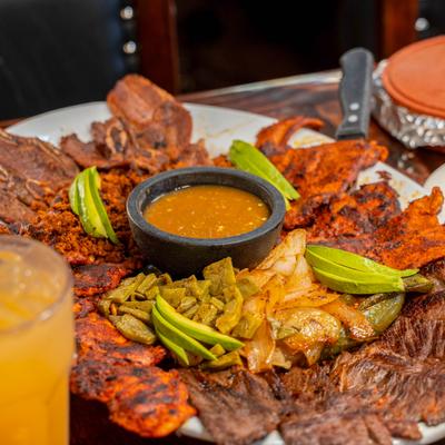 Mixed grilled meat platter.