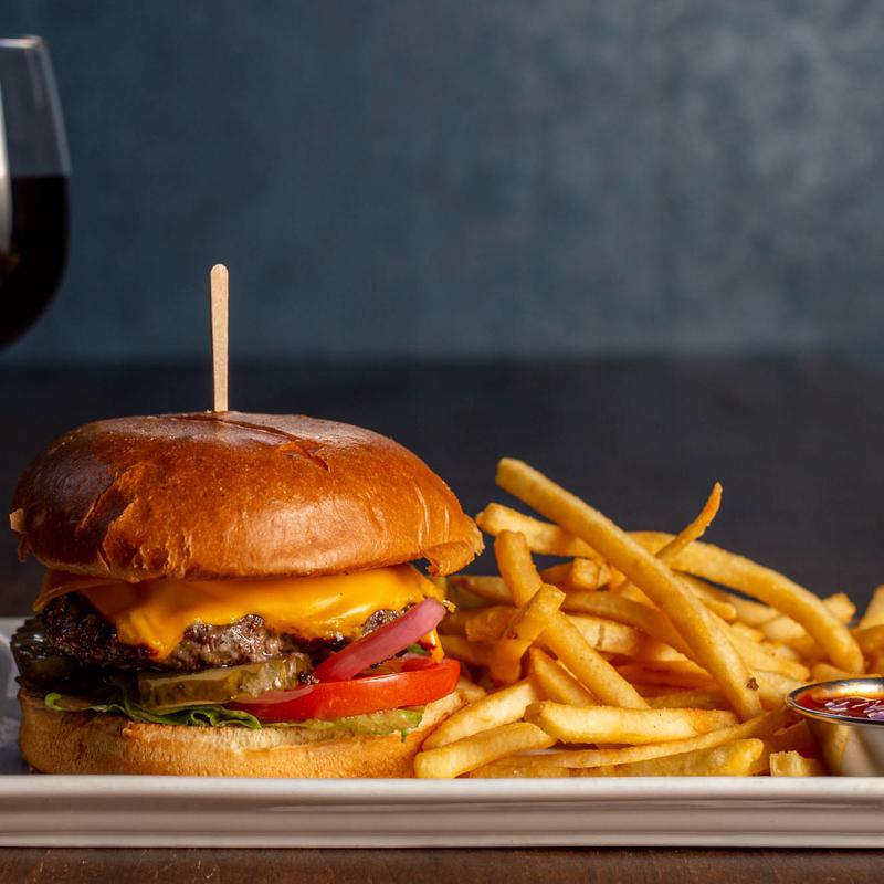 American Cheeseburger photo