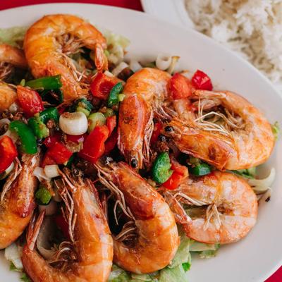 Fried Shrimp with Peppers.