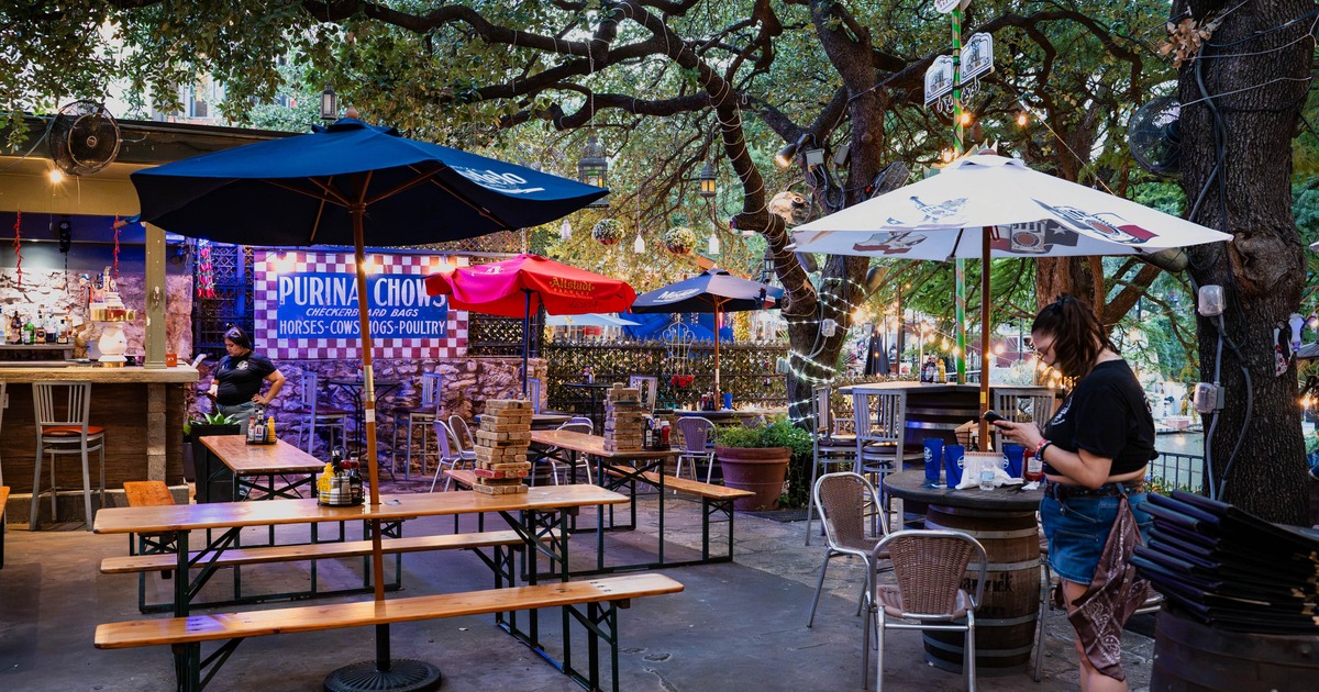 Exterior seating area