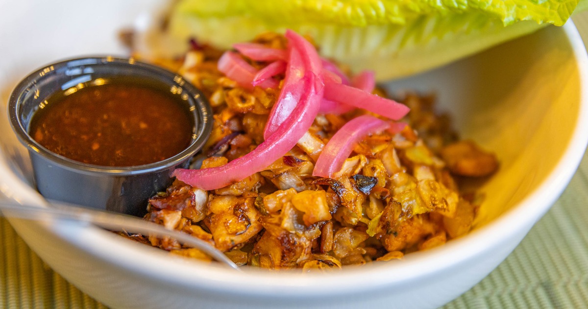 Chicken lettuce wrap