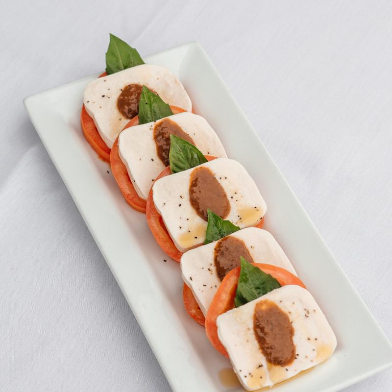 Insalata Caprese photo