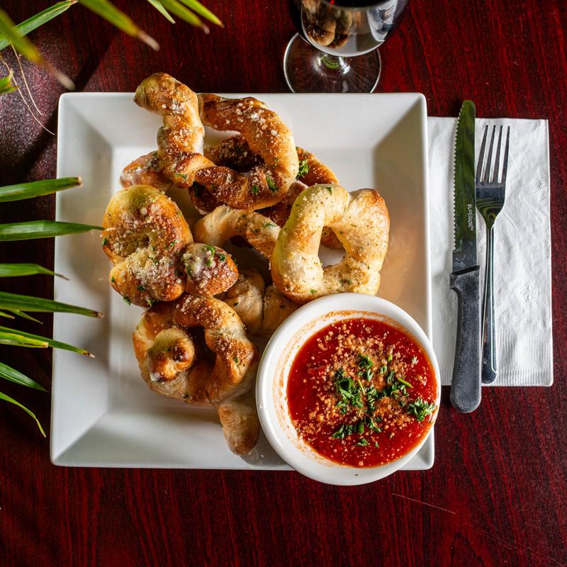 menu item 5 of 19, Garlic Knots