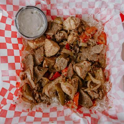 Mixed grill platter, top view.