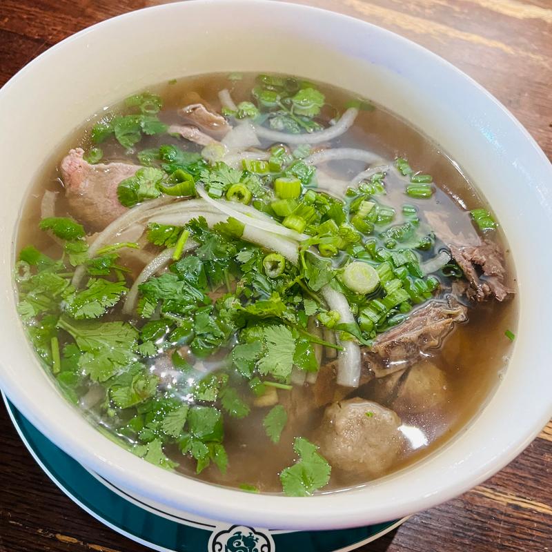 Đặc Biệt/Large House Special 20 or Xe Lửa /Extra Large 22 photo