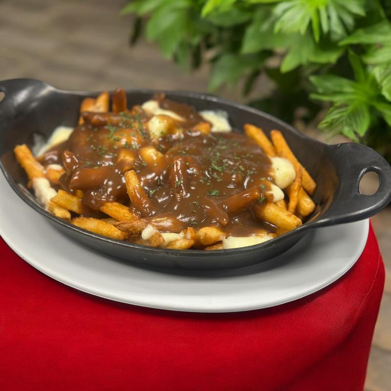 menu item 23 of 75, Poutine