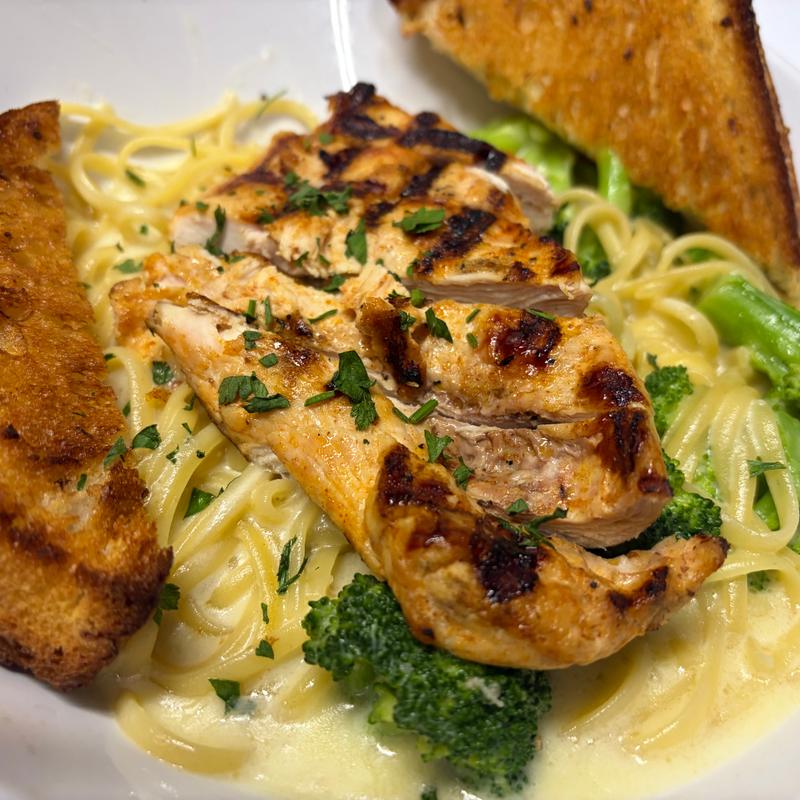 Chicken & Broccoli Alfredo photo