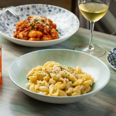 Conchiglie ai Quattro Formaggi & Gnocchi alla Salsiccia.