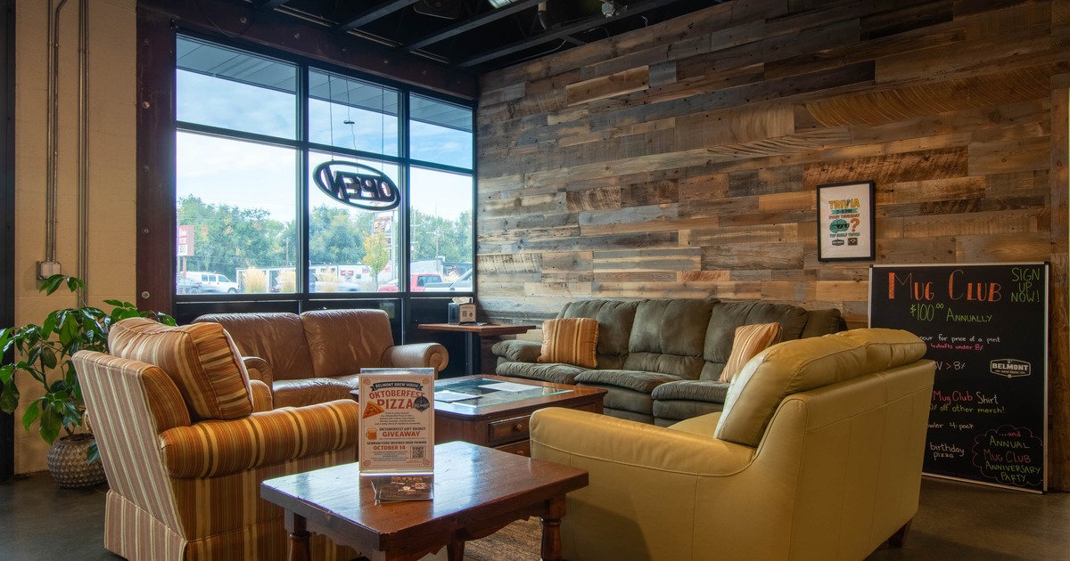 comfy chairs, couches, large center table