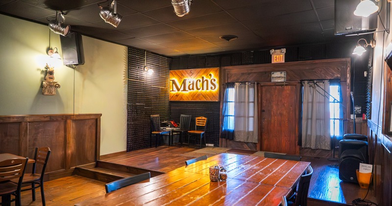 Wooden interior with Mach's sign
