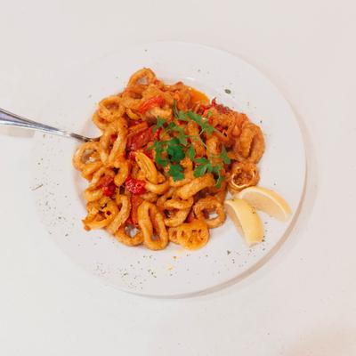 Calamari plate, top view