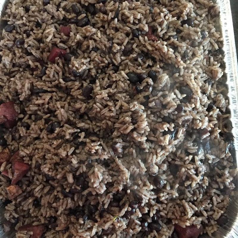 Arroz Moro/Mixed Black Beans and White photo