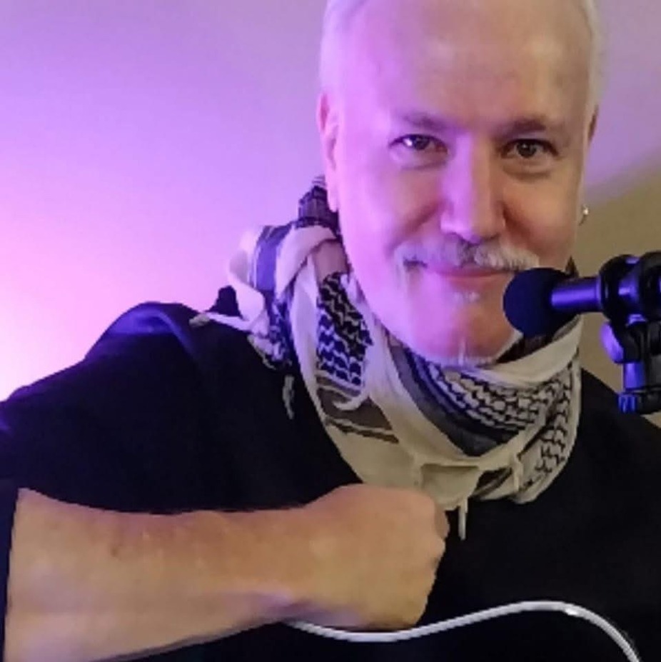 Sunday June 7th, 3:00-6:00, Acoustic Afternoon w/ Brian Gross event photo