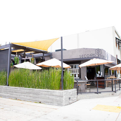 Restaurant exterior, view from the street