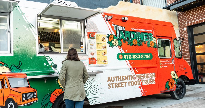 Tres Jardines food truck
