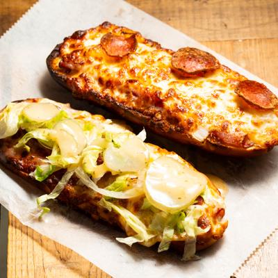 Loaded strombolis,  front view.