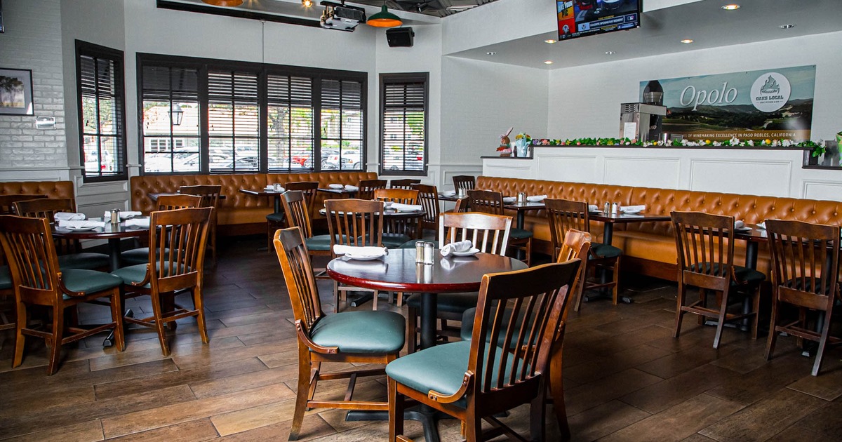 Interior seating space with chairs and tables