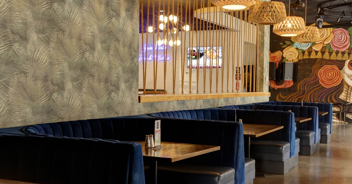 Interior, booths all lined up