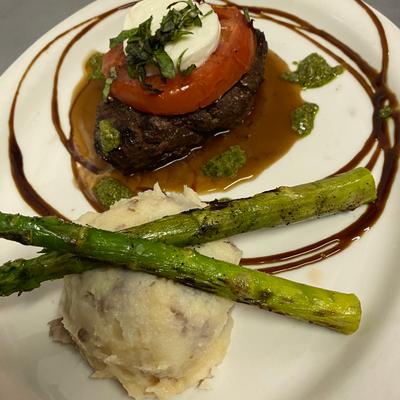 Filet mignon caprese..