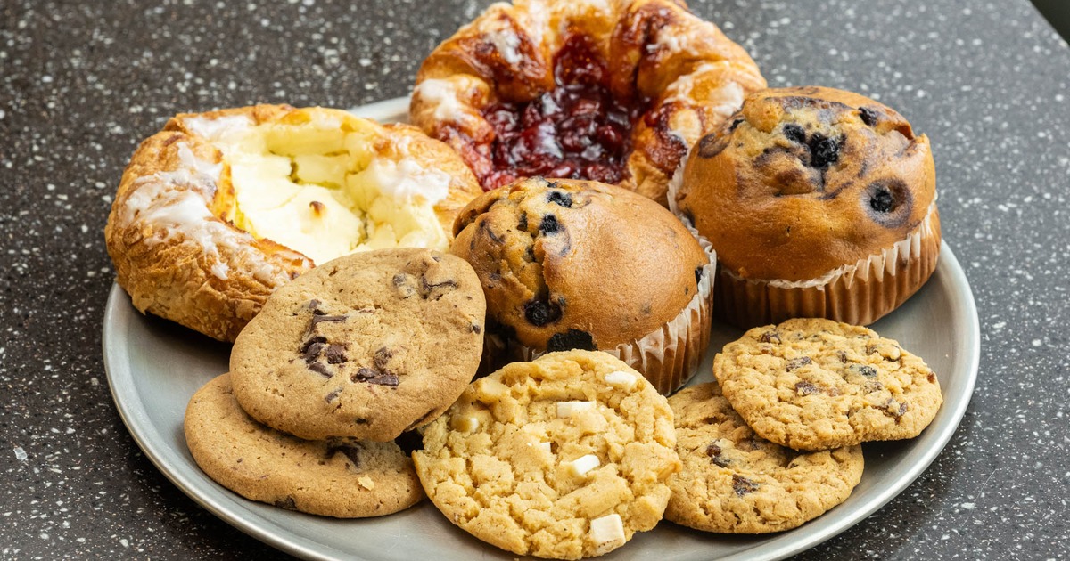 Various desserts
