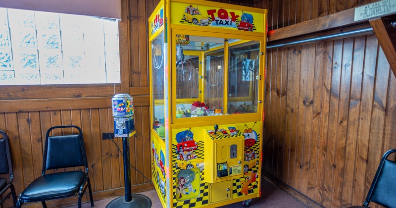 Game corner, gift machine