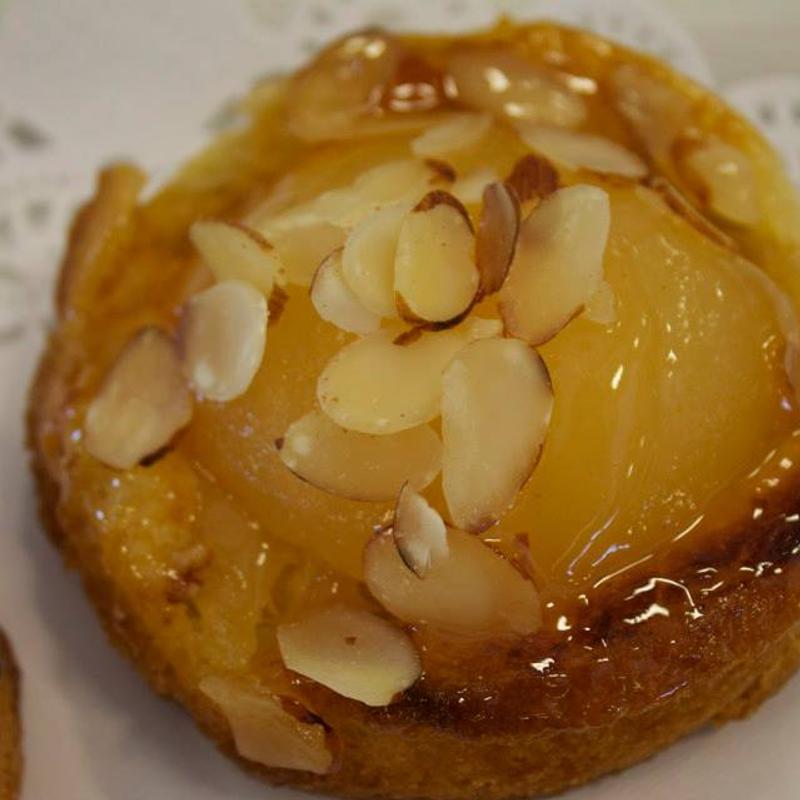 Tartelette  - Pear and Almond photo