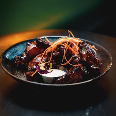 Bowl of chicken wings.