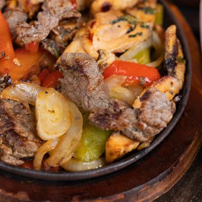 Mixed vegetables and sliced meat