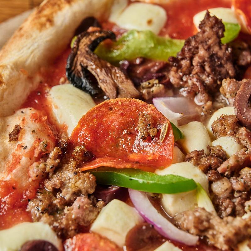 Medium Bellatrino Supreme Pizza photo