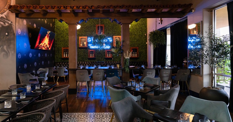 Restaurant dining area