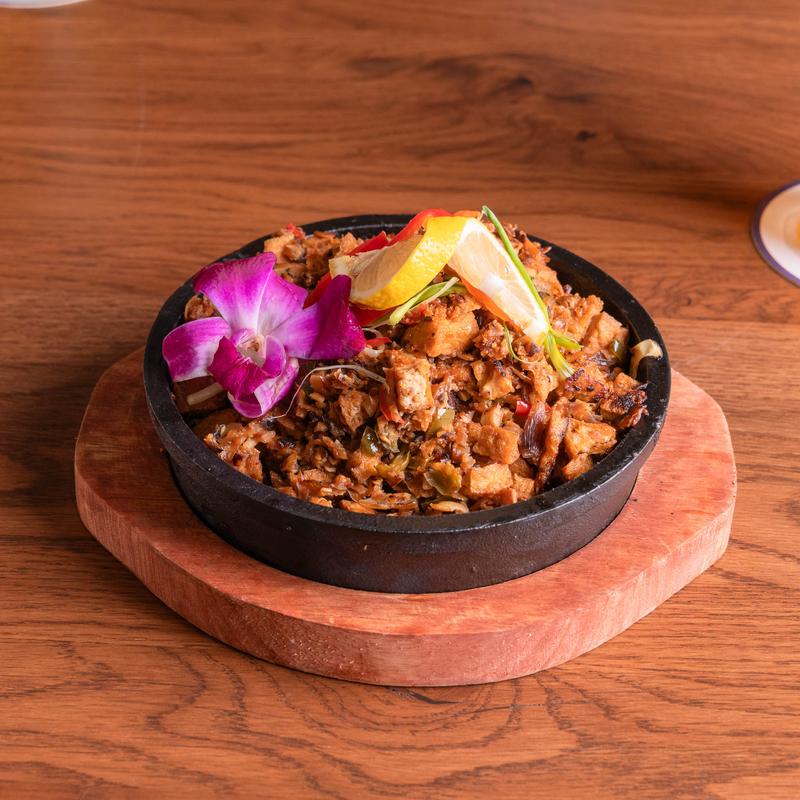 menu item 7 of 8, Sizzling Mushroom & Tofu (V)