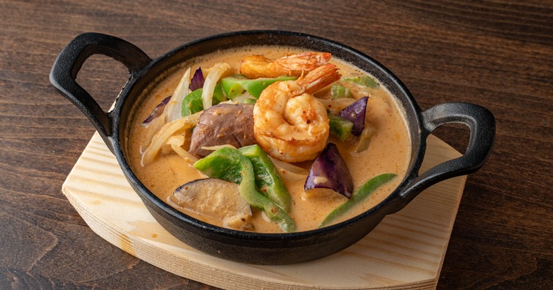 Shrimp curry with vegetables