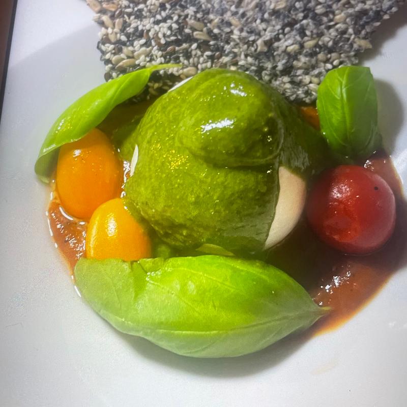 Pesto Burratacheese photo