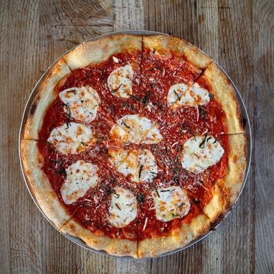 Deadrise Margherita pizza.