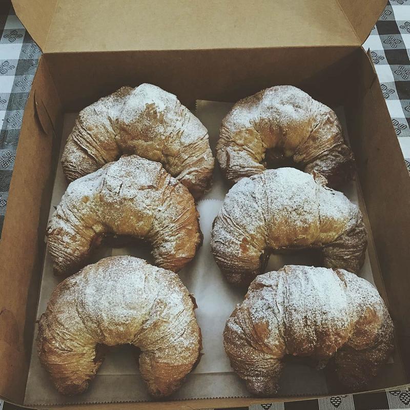 Medialuna con Dulce de Leche photo